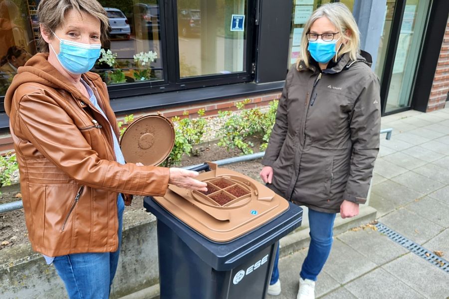 Gegen Gestank und Maden: Korrekte Mülltrennung und Bio-Filterdeckel